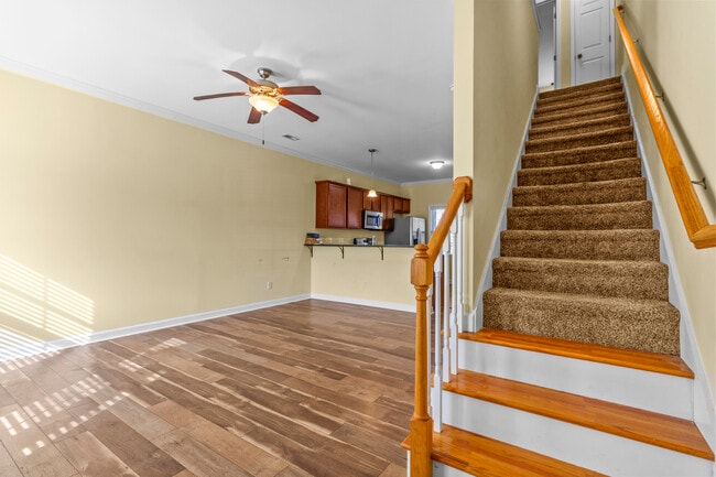 Building Photo - 313 Burley Dr