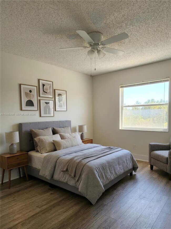 Building Photo - 11323 Royal Palm Blvd