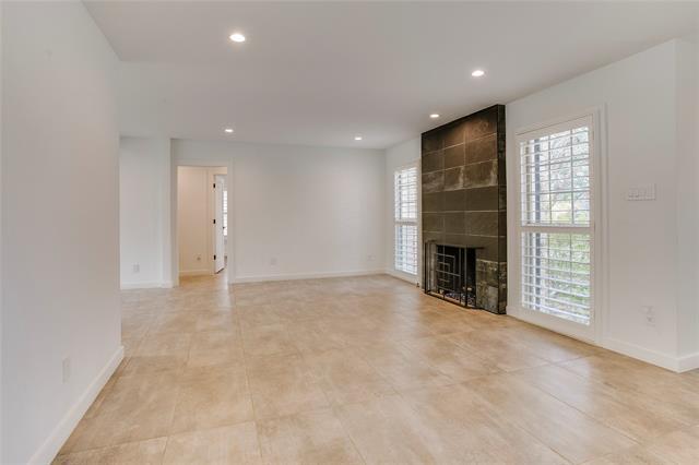 Building Photo - 2045 Marydale Rd