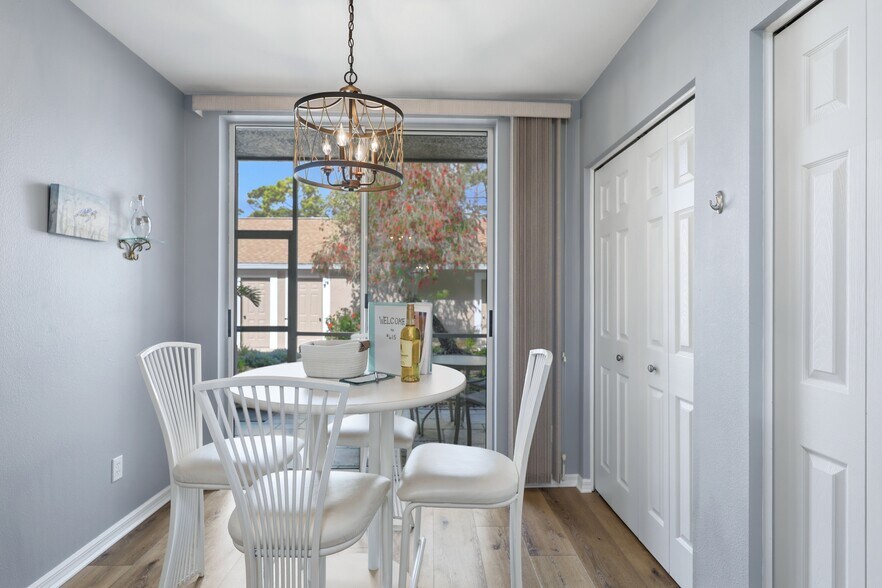 Building Photo - 8951 Veranda Way