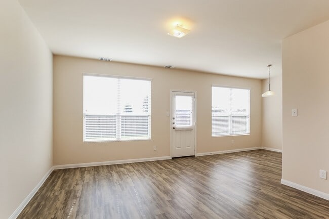 Building Photo - 12023 Pia Drive