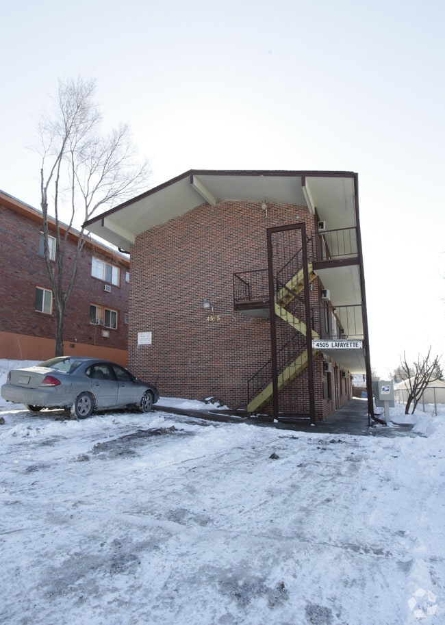 Building Photo - Halford Apartments