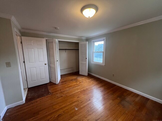 Building Photo - 255 Jennings Rd
