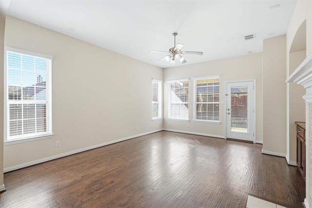 Building Photo - 304 Sir Brine Dr