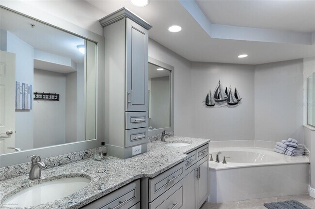 Building Photo - 3313 Sunset Key Cir