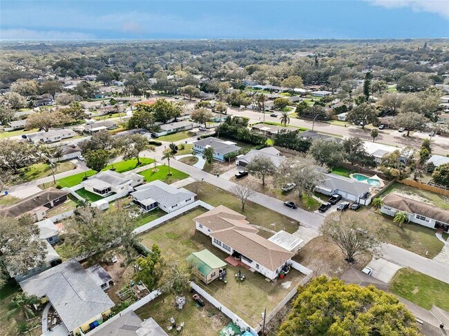 Building Photo - 1369 Whitacre Dr
