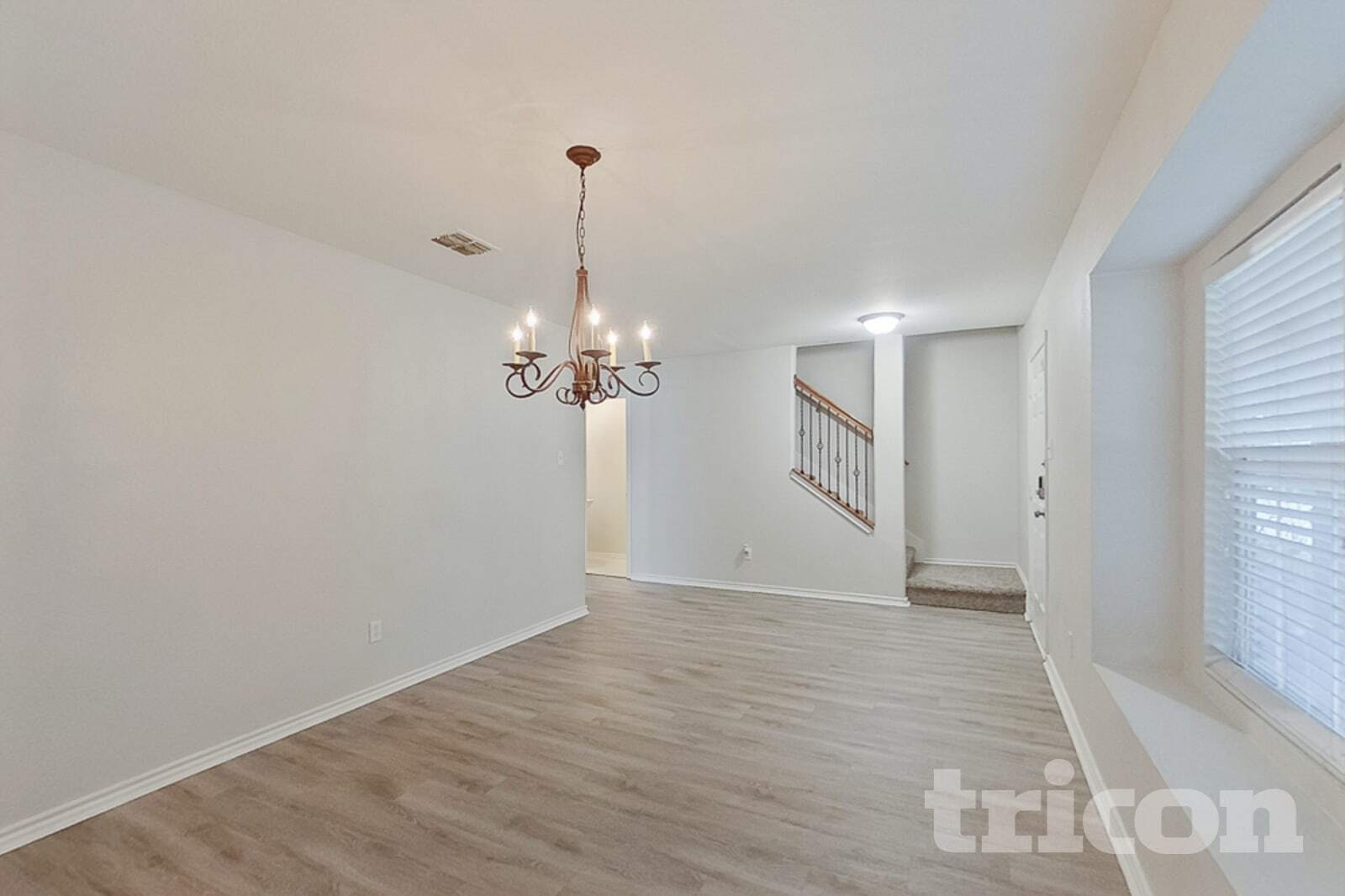 Building Photo - 1242 Yukon Dr