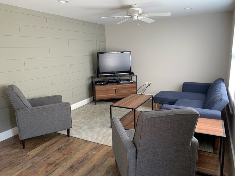 Building Photo - 22 Greeley St