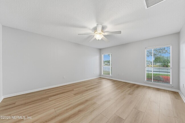 Building Photo - 13844 Fish Eagle Dr W