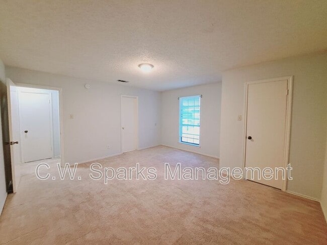 Building Photo - 3920 St Christopher Ln