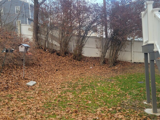 Building Photo - 12 Division St