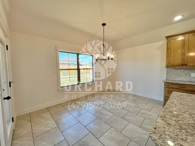 Building Photo - Tontitown- Single Family Home- Beautiful Wellington Plan- 9 Month Lease Only