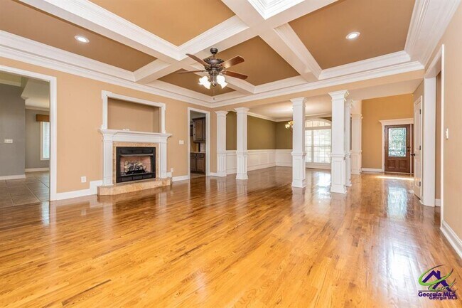 Building Photo - 303 Sage Meadows Ln