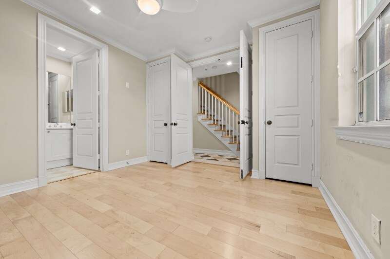 Building Photo - 308 W Mallory Cir