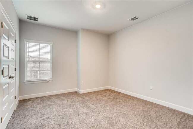 Building Photo - 7112 Poulain Dr