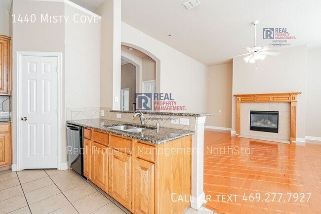 Building Photo - 1440 Misty Cove Dr