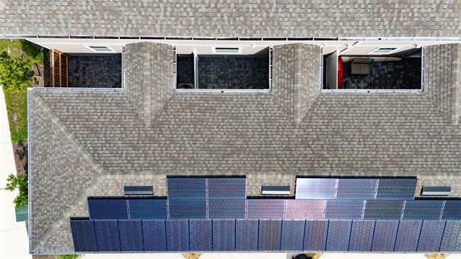 Building Photo - 2970 Voyager Ave