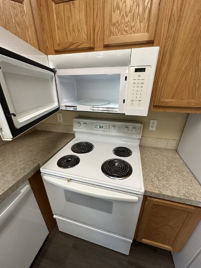 Building Photo - 10151 W Rifleman Ln