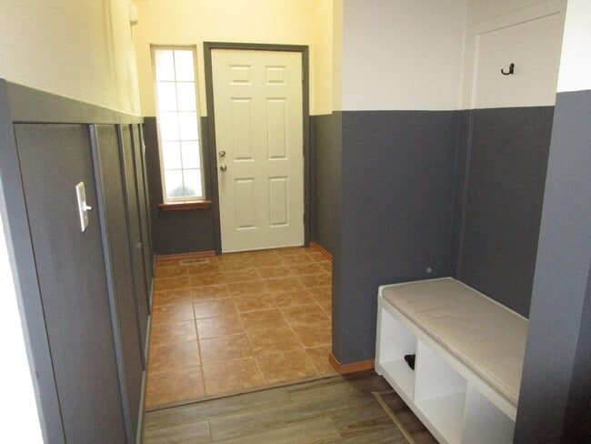 Building Photo - 3 Bedroom Home in Gig Harbor’s Minterwood