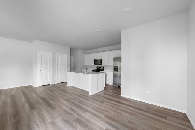 Building Photo - 1120 Novelle Bnd Dr