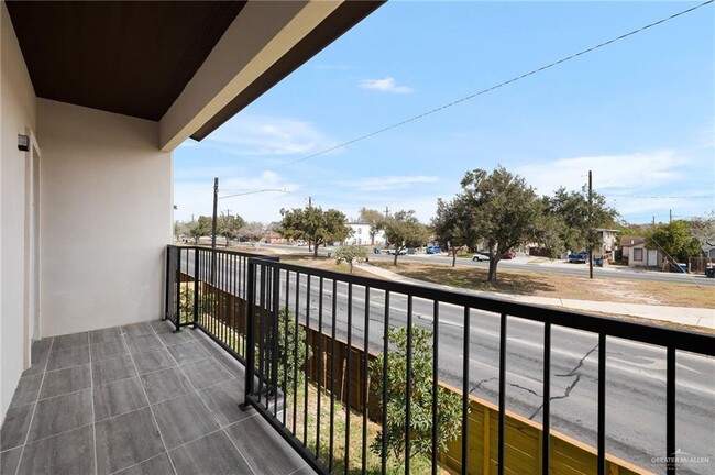 Building Photo - 17 Bicentennial Blvd