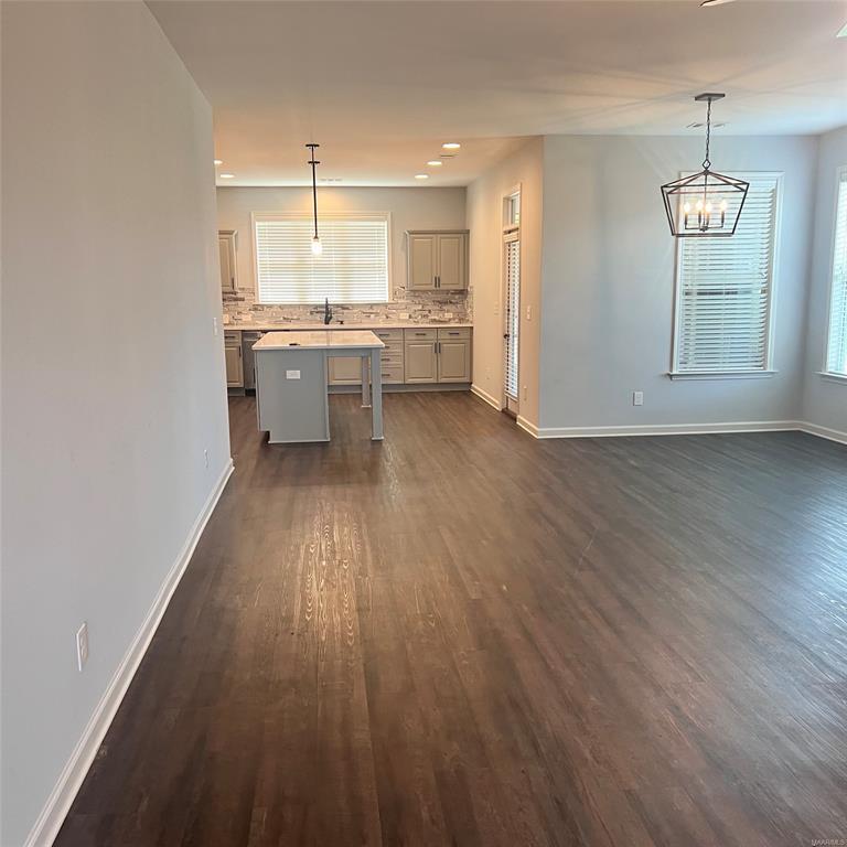 Building Photo - 9800 Bluestone Cir