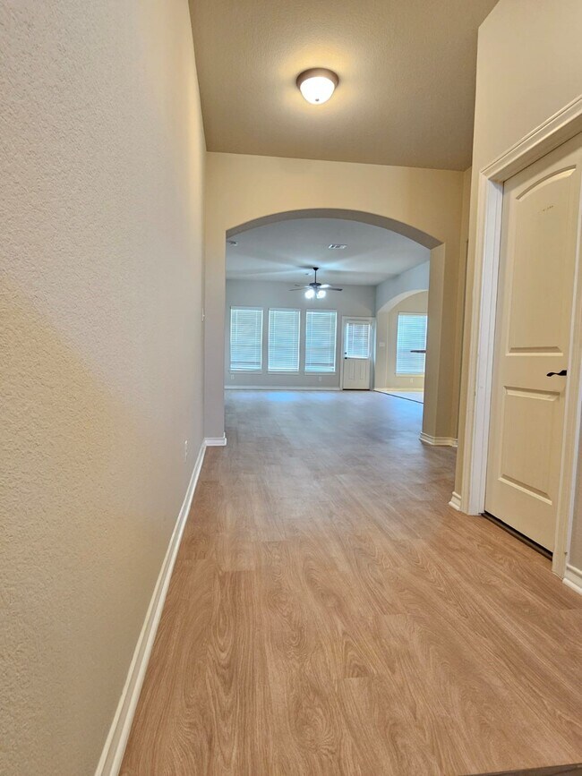 Building Photo - 3618 Diamond Creek Dr