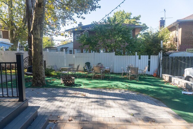 Building Photo - 4 Highview Rd