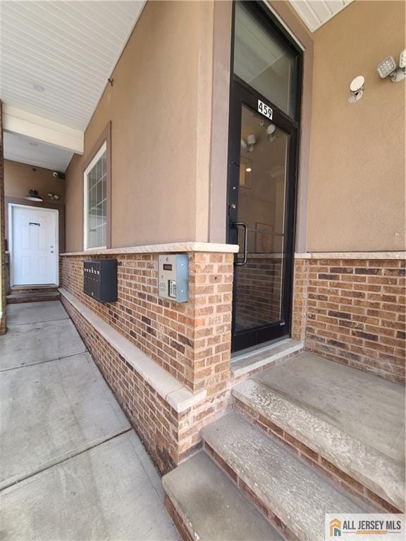 Building Photo - 459 Main St