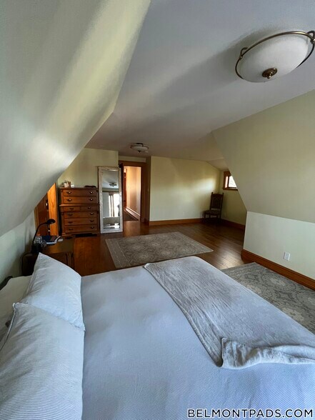 Building Photo - 16 Trowbridge St