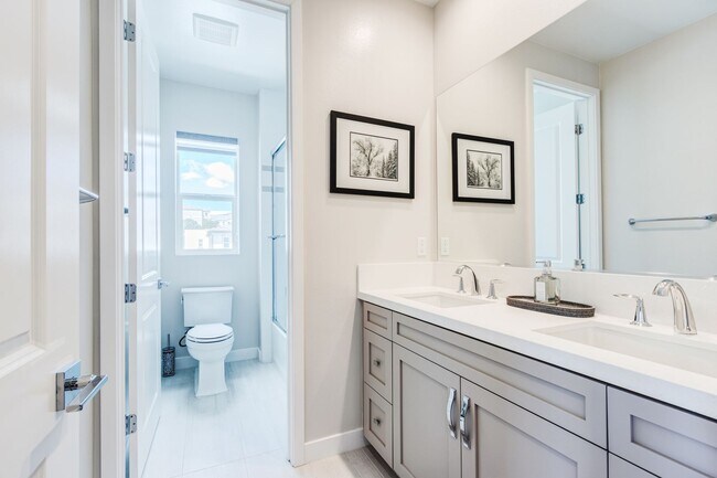 Building Photo - Incredible Fully Furnished New Home In Lak...