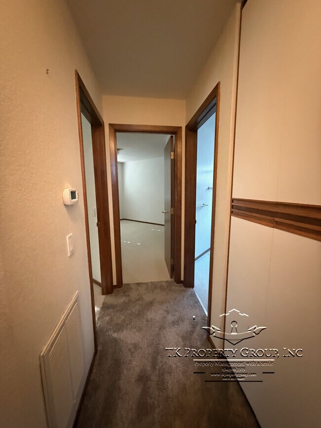 Building Photo - 17574 Patricia Way