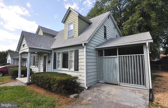 Building Photo - 204 Bellview Ave