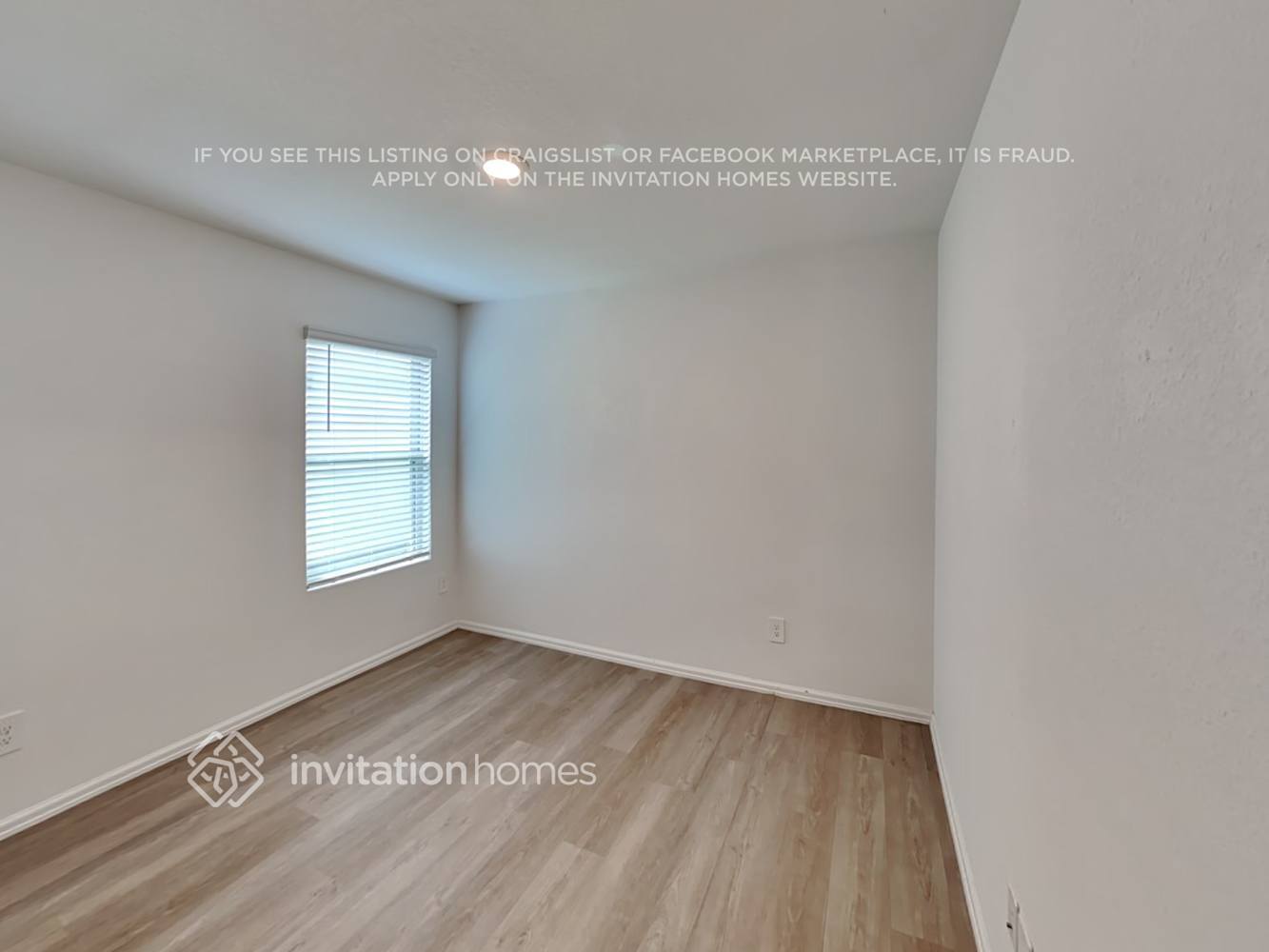 Building Photo - 18819 Charter Elm Dr