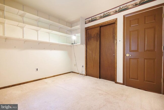 Building Photo - 2294 Linden Ave