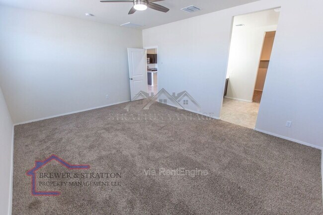 Building Photo - 44498 W Palo Aliso Way