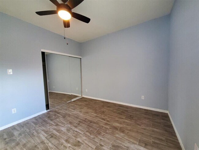 Building Photo - 1818 Augusta Dr