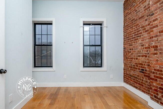 Building Photo - 67-02 60th St