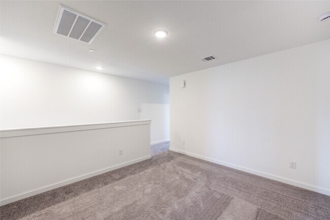 Building Photo - 11910 Carvalho Dr
