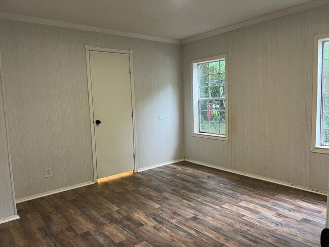 Building Photo - 403 Seahorse Ln