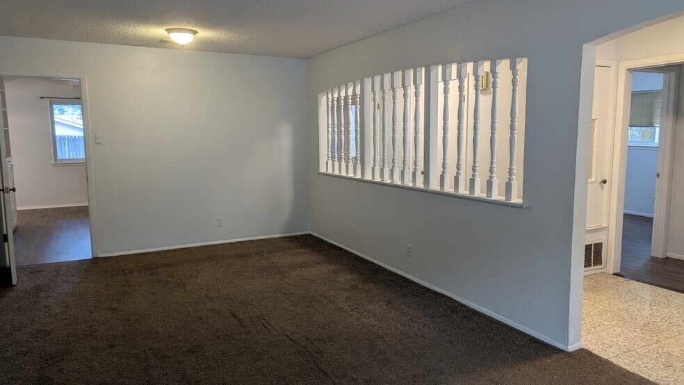 Building Photo - 3215 Quakertown Dr