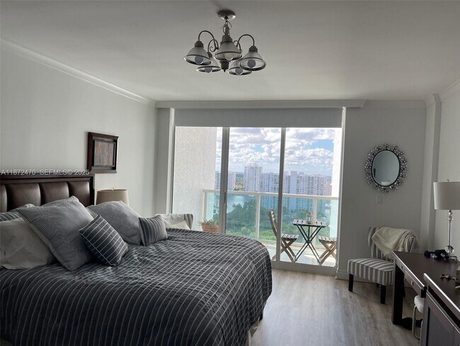 Building Photo - 3201 NE 183rd St