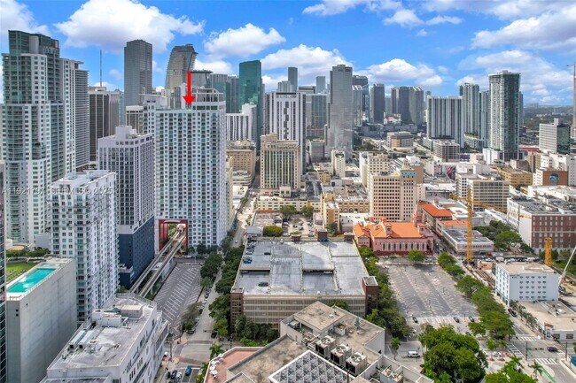 Building Photo - 234 NE 3rd St