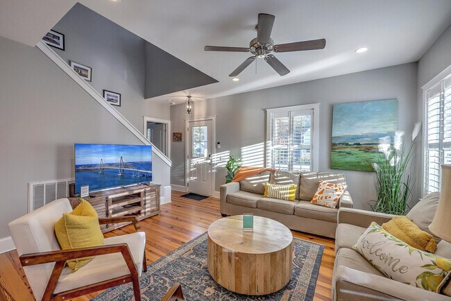 Building Photo - 1175 Leesville St