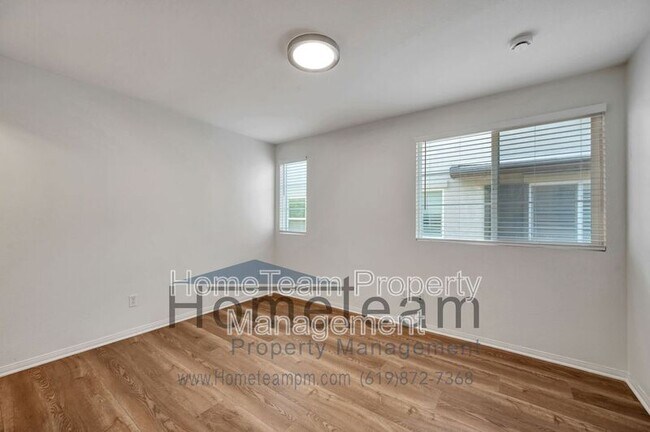 Building Photo - 263 Aventura Dr
