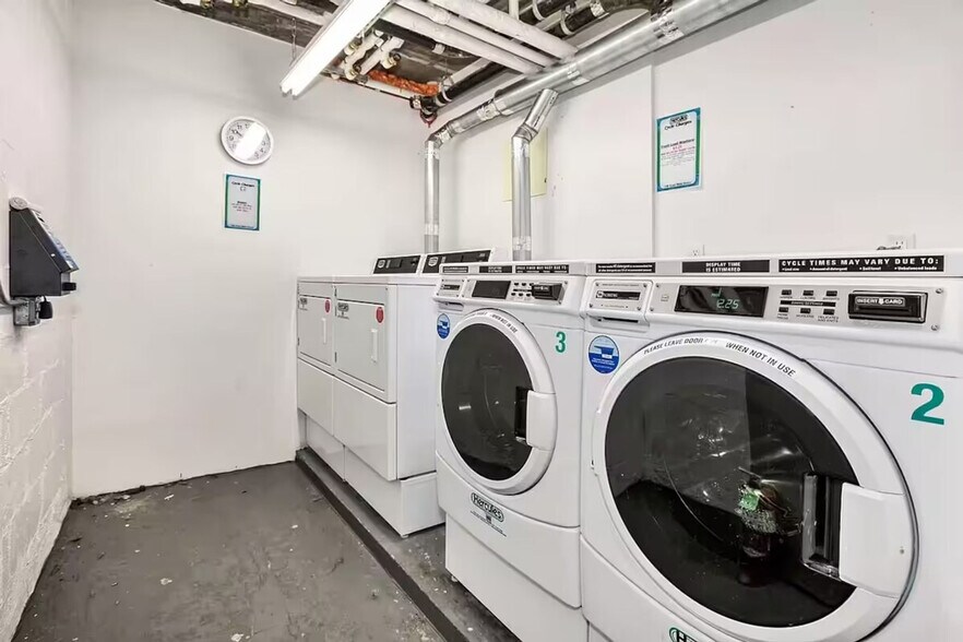 Building Photo - 1782 Lexington Ave