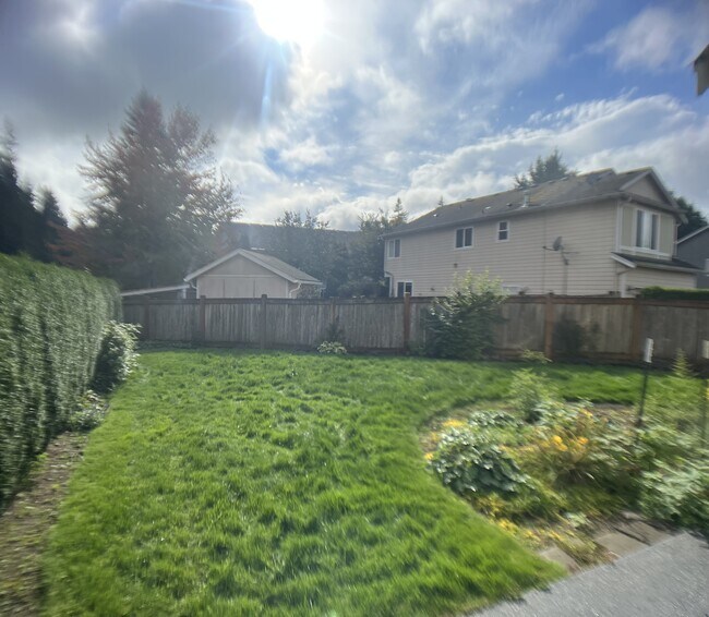 Building Photo - 3621 187th Pl NE