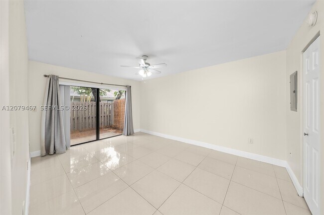 Building Photo - 10629 SW 113th St