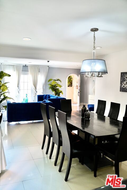 Building Photo - 139 Rexford Dr