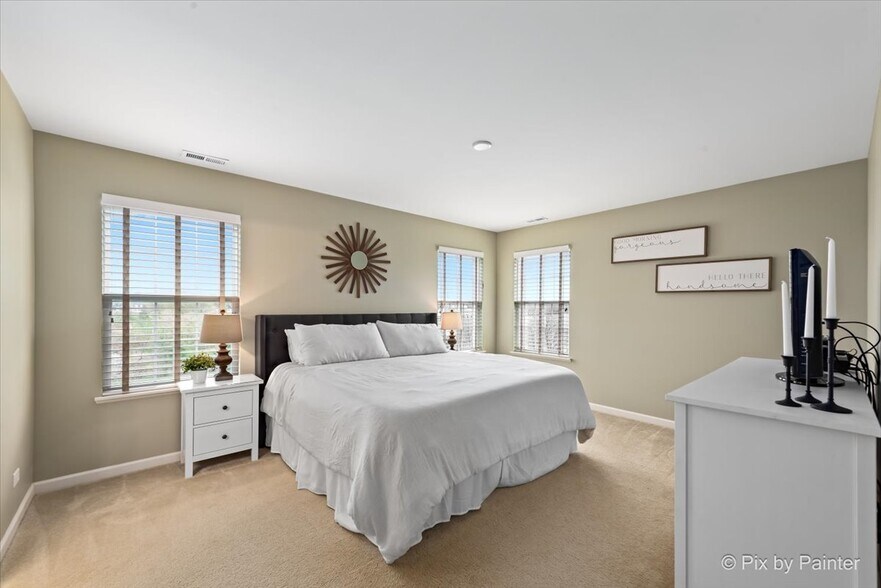 Building Photo - 10097 Cummings St